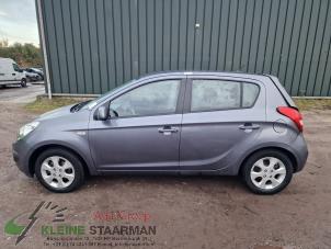Used Box beam, left Hyundai i20 1.4i 16V Price on request offered by Kleine Staarman B.V. Autodemontage