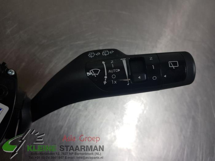 Steering column stalk from a Kia Sportage (NQ5) 1.6 CRDI MEHV 16V 2023