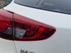 Luz trasera izquierda de un Mazda 2 (DJ/DL), 2014 1.5 SkyActiv-G 90 M Hybrid, Hatchback, Eléctrico Gasolina, 1.496cc, 66kW (90pk), FWD, P5XB; P5XC, 2019-08, DJ6H5; DJ6HD; DJ16HF 2020