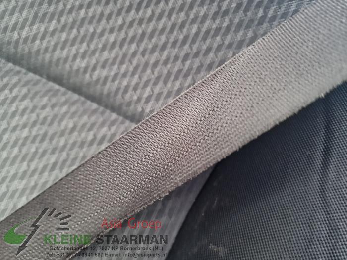 Front seatbelt, right from a Toyota Verso S 1.33 16V Dual VVT-I 2012