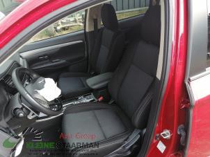 Gebrauchte Sitz links Mitsubishi Outlander (GF/GG) 2.2 DI-D 16V Clear Tec 4x4 Preis auf Anfrage angeboten von Kleine Staarman B.V. Autodemontage