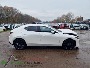 Used Style, middle right Mazda 3 Sport (BP) 2.0 SkyActiv-X M Hybrid 16V Price on request offered by Kleine Staarman B.V. Autodemontage