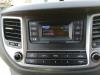 Radio d'un Hyundai Tucson (TL), 2015 1.7 CRDi 16V 2WD, SUV, Diesel, 1.685cc, 85kW (116pk), FWD, D4FD, 2015-06 / 2020-09 2018