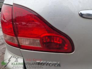 Gebrauchte Rücklicht links Toyota Avensis Verso (M20) 2.0 16V VVT-i D-4 Preis auf Anfrage angeboten von Kleine Staarman B.V. Autodemontage
