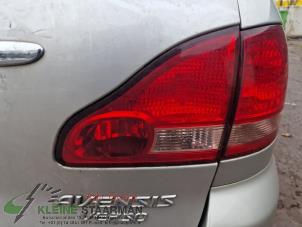 Gebrauchte Rücklicht rechts Toyota Avensis Verso (M20) 2.0 16V VVT-i D-4 Preis auf Anfrage angeboten von Kleine Staarman B.V. Autodemontage