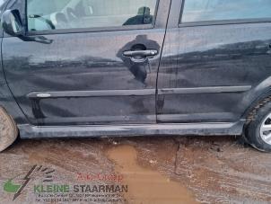 Used Side skirt, left Daihatsu Sirion 2 (M3) 1.5 16V Price on request offered by Kleine Staarman B.V. Autodemontage