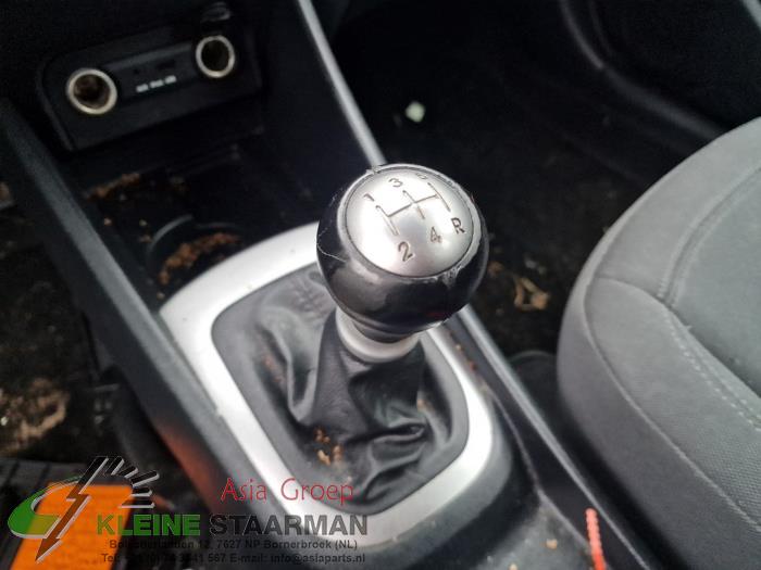 Kia rio shift knob hotsell