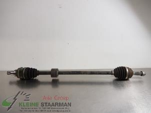 Used Front drive shaft, right Daihatsu Sirion 2 (M3) 1.5 16V Price on request offered by Kleine Staarman B.V. Autodemontage