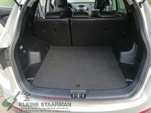 Used Floor panel load area Hyundai iX35 (LM) 2.0 16V 4x4 Price on request offered by Kleine Staarman B.V. Autodemontage