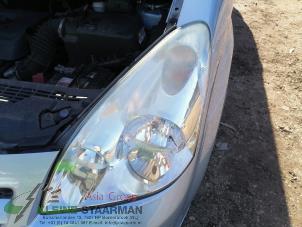 Used Headlight, left Toyota Corolla Verso (R10/11) 1.8 16V VVT-i Price on request offered by Kleine Staarman B.V. Autodemontage
