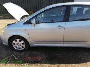 Used Door 4-door, front left Toyota Corolla Verso (R10/11) 1.8 16V VVT-i Price on request offered by Kleine Staarman B.V. Autodemontage