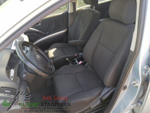 Gebrauchte Sitz links Toyota Corolla Verso (R10/11) 1.8 16V VVT-i Preis auf Anfrage angeboten von Kleine Staarman B.V. Autodemontage