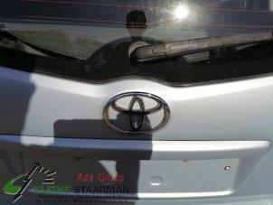 Gebrauchte Heckklappengriff Toyota Corolla Verso (R10/11) 1.8 16V VVT-i Preis auf Anfrage angeboten von Kleine Staarman B.V. Autodemontage