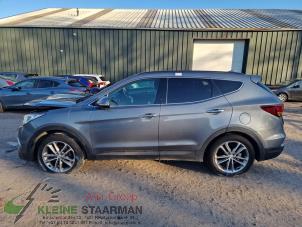 Used Central strip, left Hyundai Santa Fe III (DM) 2.2 CRDi R 16V 4x4 Price on request offered by Kleine Staarman B.V. Autodemontage