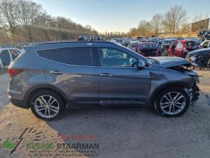 Used Box beam,right Hyundai Santa Fe III (DM) 2.2 CRDi R 16V 4x4 Price on request offered by Kleine Staarman B.V. Autodemontage