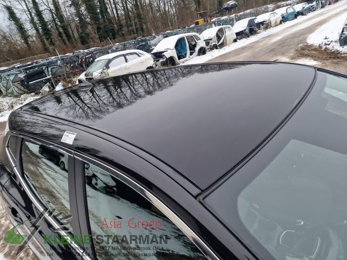 Roof from a Nissan Qashqai (J11) 1.3 DIG-T 140 16V 2020