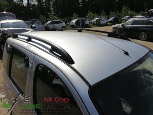 Used Antenna Toyota Yaris Verso (P2) 1.5 16V Price on request offered by Kleine Staarman B.V. Autodemontage