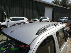 Used Roof rail, left Toyota Yaris Verso (P2) 1.5 16V Price on request offered by Kleine Staarman B.V. Autodemontage