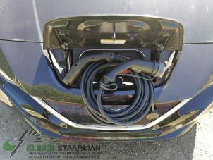 Usados Cable de carga vehículo híbrido Nissan Leaf (ZE1) 40kWh Precio de solicitud ofrecido por Kleine Staarman B.V. Autodemontage