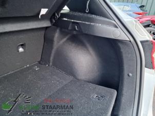 Gebrauchte Kofferraum Verkleidung rechts Kia Ceed (CDB5/CDBB) 1.6 CRDi 16V 115 Preis auf Anfrage angeboten von Kleine Staarman B.V. Autodemontage