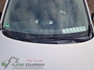 Używane Ramie wycieraczki przedniej Kia Cee'd Sporty Wagon (EDF) 1.4 16V Cena na żądanie oferowane przez Kleine Staarman B.V. Autodemontage