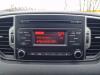 Radio CD player from a Kia Sportage (QL), 2015 / 2022 1.6 GDI 16V 4x2, Jeep/SUV, Petrol, 1.591cc, 97kW (132pk), FWD, G4FD, 2015-09 / 2022-09, QLEF5P11; QLEF5P31 2018