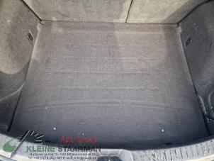 Używane Plyta podlogowa bagaznika Mazda 3 (BM/BN) 1.5 Skyactiv-G 100 16V Cena na żądanie oferowane przez Kleine Staarman B.V. Autodemontage