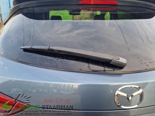 Gebrauchte Scheibenwischerarm hinten Mazda 3 (BM/BN) 1.5 Skyactiv-G 100 16V Preis auf Anfrage angeboten von Kleine Staarman B.V. Autodemontage