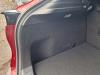 Tapicerka pokrywy bagaznika lewa z Mazda CX-30 (DM), 2019 2.0 e-SkyActiv X 186 16V, SUV, Elektryczne Benzyna, 1.998cc, 137kW (186pk), FWD, HFY7, 2021-06, DM6WH 2023