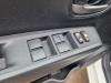 Toyota Yaris III (P13) 1.5 16V Hybrid Electric window switch