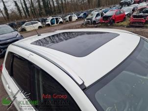 Used Panoramic roof Suzuki Vitara (LY/MY) 1.6 16V VVT Price on request offered by Kleine Staarman B.V. Autodemontage