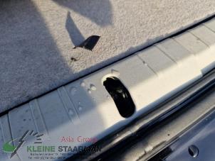 Used Tailgate lock mechanism Toyota Prius (ZVW3) 1.8 16V Price on request offered by Kleine Staarman B.V. Autodemontage