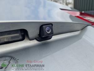 Używane Kamera cofania Toyota Auris Touring Sports (E18) 1.8 16V Hybrid Cena na żądanie oferowane przez Kleine Staarman B.V. Autodemontage