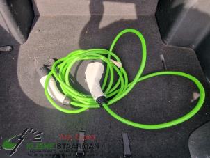 Usados Cable de carga vehículo híbrido Nissan Leaf (ZE0) Leaf Precio de solicitud ofrecido por Kleine Staarman B.V. Autodemontage