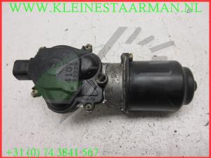 Used Front wiper motor Nissan X-Trail (T30) 2.5 16V 4x4 Price on request offered by Kleine Staarman B.V. Autodemontage