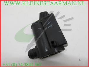 Used Windscreen washer pump Kia Rio III (UB) 1.2 CVVT 16V Price on request offered by Kleine Staarman B.V. Autodemontage