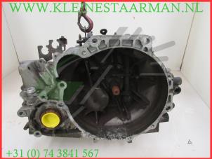 Used Gearbox Kia Carens II (FJ) 2.0i CVVT 16V Price € 150,00 Margin scheme offered by Kleine Staarman B.V. Autodemontage