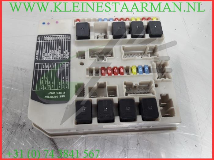 Used Nissan Micra C+C (K12) 1.6 16V Fuse box - Kleine ... nissan micra 02 fuse box 