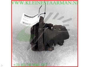 Used Rear brake calliper, left Honda Civic (EP/EU) 1.6 16V VTEC Price on request offered by Kleine Staarman B.V. Autodemontage