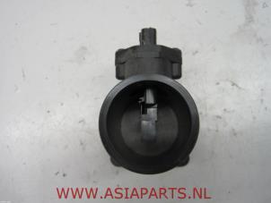 Usados Medidor de flujo de aire Nissan Almera (N16) 1.8 16V Precio de solicitud ofrecido por Kleine Staarman B.V. Autodemontage