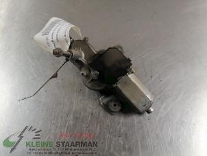 Used Rear wiper motor Toyota Corolla (E12) 2.0 D-4D 16V 116 Price on request offered by Kleine Staarman B.V. Autodemontage