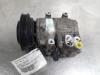 Air conditioning pump from a Hyundai Coupe, 1996 / 2002 2.0i 16V, Compartment, 2-dr, Petrol, 1.975cc, 101kW (137pk), FWD, G4GF, 1996-08 / 1999-08, JG3F 1998