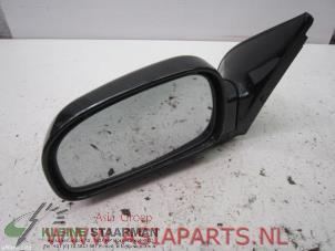 Used Wing mirror, left Hyundai Santa Fe I 2.0 CRDi 16V 4x2 Price on request offered by Kleine Staarman B.V. Autodemontage