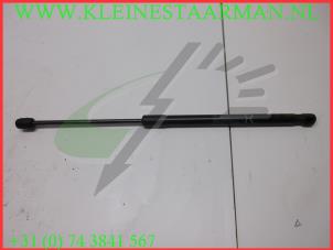 Used Rear gas strut, right Suzuki SX4 S-Cross (JY) 1.6 16V Price on request offered by Kleine Staarman B.V. Autodemontage