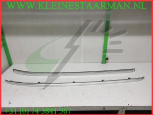 Used Roof rail, right Suzuki SX4 S-Cross (JY) 1.6 16V Price on request offered by Kleine Staarman B.V. Autodemontage