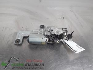 Used Rear wiper motor Mitsubishi Pajero Pinin (H6/H7) 2.0 GDI 16V 5-drs. Price on request offered by Kleine Staarman B.V. Autodemontage
