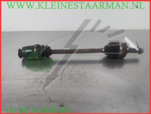 Used Front drive shaft, right Subaru Legacy Wagon (BH) 2.5 16V Price € 35,00 Margin scheme offered by Kleine Staarman B.V. Autodemontage
