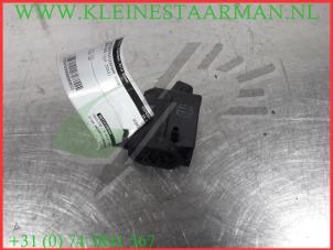 Gebrauchte Scheibensprüherpumpe vorne Kia Rio III (UB) 1.2 CVVT 16V Preis auf Anfrage angeboten von Kleine Staarman B.V. Autodemontage