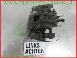 Used Rear brake calliper, left Hyundai Trajet 2.0 CVVT 16V Price on request offered by Kleine Staarman B.V. Autodemontage