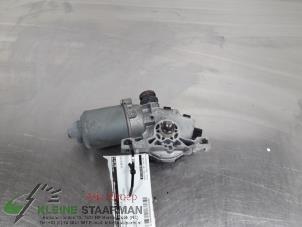 Used Front wiper motor Daihatsu Trevis 1.0 12V DVVT Price on request offered by Kleine Staarman B.V. Autodemontage